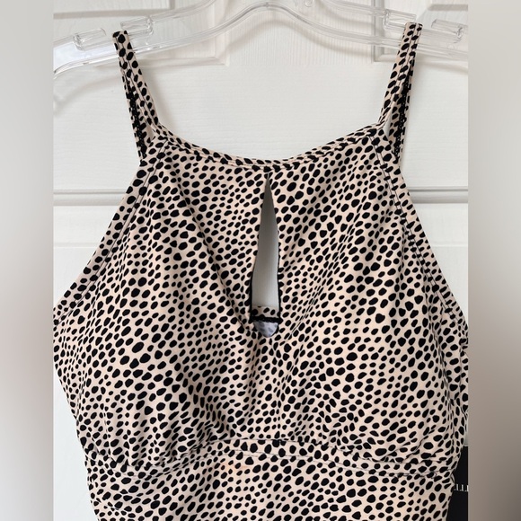 NWT Ellen Tracy Wheat Dot Print Ruched Tankini Top 8 - Picture 4 of 14